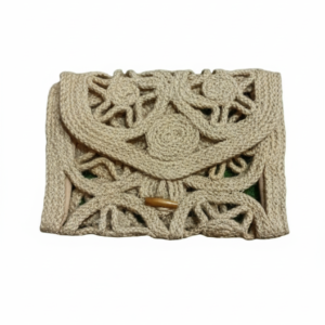 Its lightweight design and sturdy handles make it ideal for daily use,